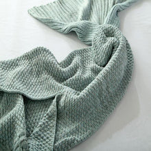 Load image into Gallery viewer, Cozy Cotton-Knit Mermaid Tail Blanket
